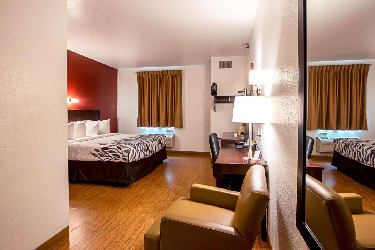 Seasons Inn Traverse City Buitenkant foto