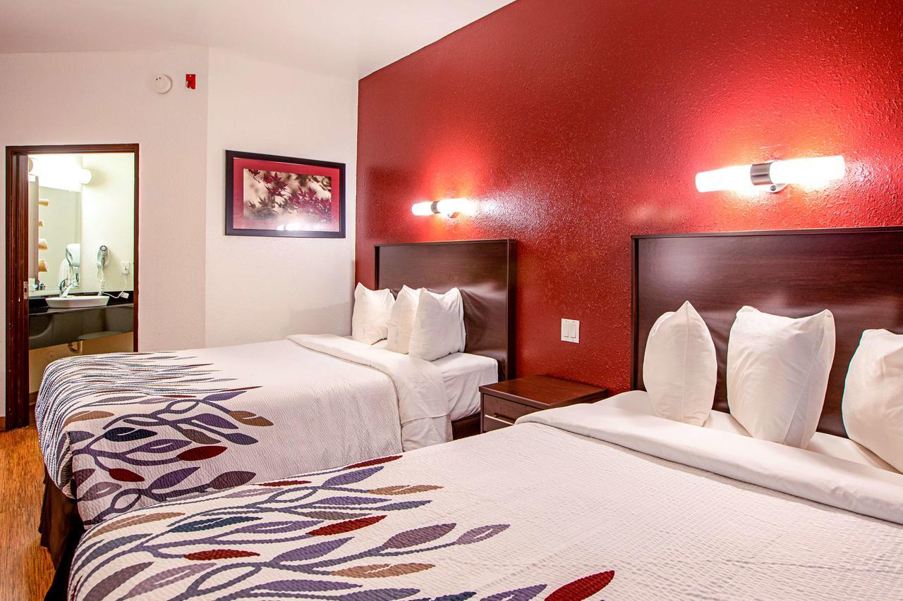 Seasons Inn Traverse City Buitenkant foto